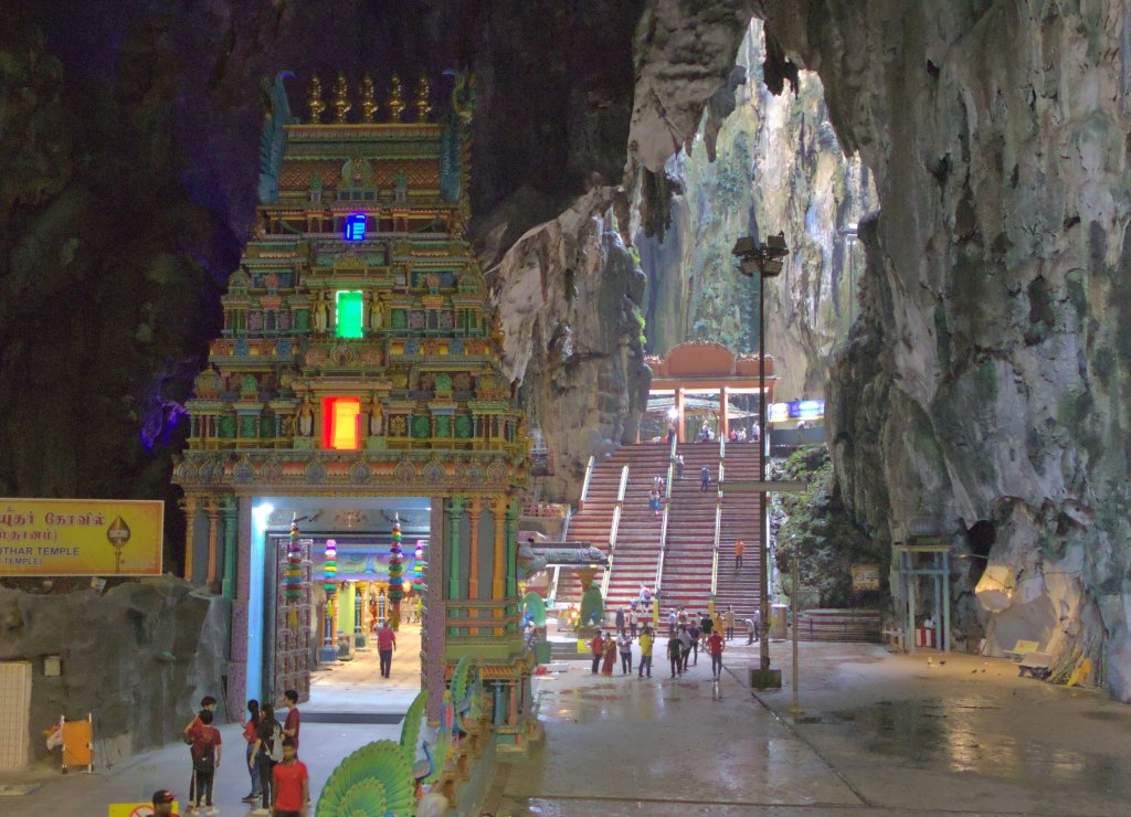 kuala lumpur, batu caves, interno